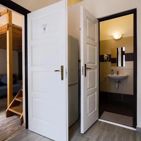 East Station Apartment