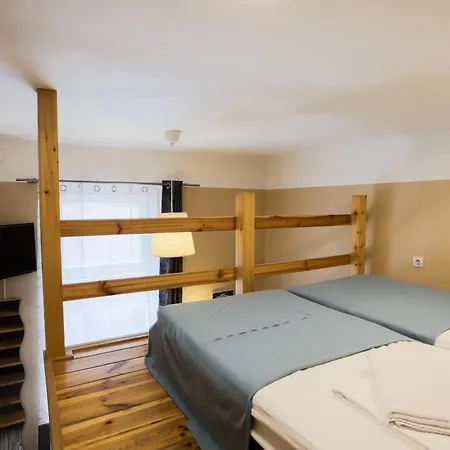 East Station Apartmán